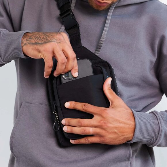 BEIS Unisex The Sport Sling Crossbody Bag Black - Picture 5 of 12